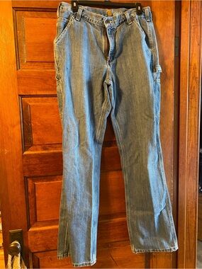 Carhartt Relaxed Fit Denim Jeans in Light Blue with Contrast Stitching